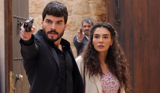 Akin Akinozu From Hercai Who Is He Profile Career Girlfriend Instagram Photos And Everything About Miran Actor Love And Vengeance Turkish Soap Operas Nnda Nnlt Fame