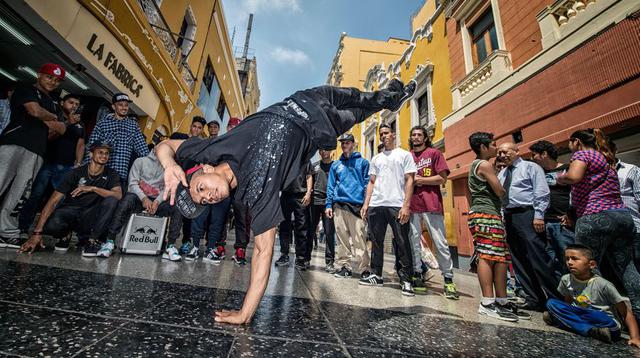 Breakdancers lucieron estilo y acrobacias en las calles de Lima - 1
