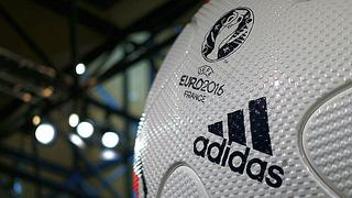 Adidas prevé para 2016 ventas récord en su división de fútbol