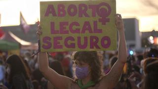 España: Medidas de ultraderecha contra el aborto en región provoca choque con el Gobierno