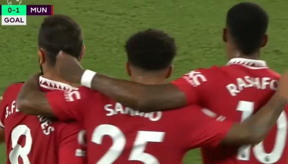 Jadon Sancho recibió el pase de Rashford, se sacó al arquero y abrió el marcador. Foto: Captura de pantalla de ESPN.