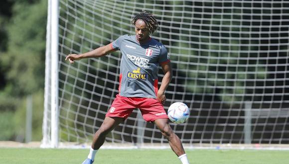 André Carrillo no anota con Perú desde el 27 de junio el 2021 en la victoria ante Venezuela por la Copa América. Foto: Daniel Apuy/GEC.