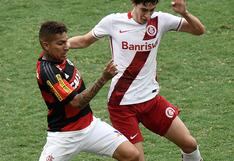 Flamengo vence al Vitoria e iguala al Palmeiras en la punta del Brasileirao