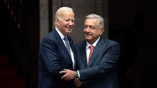 Diferencias sobre el “abandono” de América Latina y cálidos abrazos: Así fue el encuentro entre Biden y AMLO en México