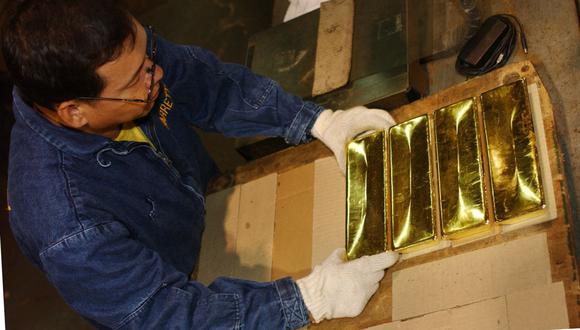 Los futuros de oro en Estados Unidos sumaban 1,2% a US$1.805,20 la onza. (Foto: AFP)