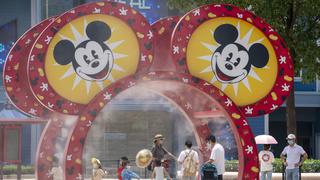 Disneyland Shanghái reabre nuevamente tras tercer cierre por COVID-19 del año