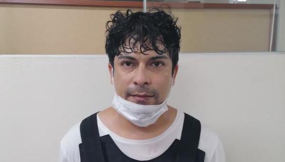 Gianfranco Torres Navarro tiene 34 años. Sobre él pesa una condena de 10 años de cárcel por tenencia ilegal de armas, además de una orden de prisión preventiva por 25 meses (Foto: Difusión).