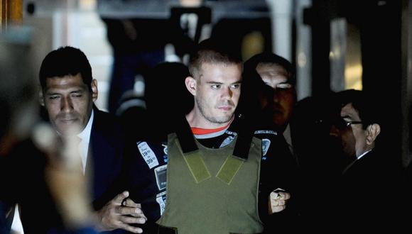 La Interpol junto a la Policía Nacional del Perú trasladaron al recluso Joran Van Der Sloot con el fin de ser entregado a las autoridades de Estados Unidos. (Foto: Agencias)