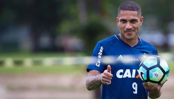 El medio brasileño "Extra" ha señalado que la agencia que representa a Paolo Guerrero ha iniciado las negociaciones con Palmeiras, que está dispuesto a cumplir con las exigencias del ariete peruano. (Foto: Web Flamengo)