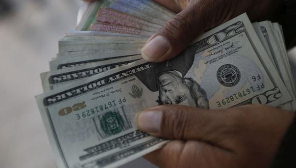 El dólar tiene un retroceso de 3,03% en lo que va del 2022, en comparación al resultado anotado al cierre del año pasado. (Foto: Jorge Cerdán / GEC)