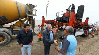 Alcalde Luis Castañeda inspecciona avances en el primer tramo de la Gran Vía
