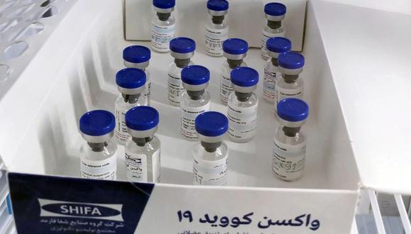 El 14 de junio las autoridades iraníes aprobaron el uso “de emergencia” de la vacuna COVIran Barékat desarrollada por la Fundación de la Orden del Imán. (Foto: WANA vía Reuters)