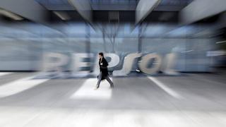 Repsol vende 20% de su participación en Gas Natural