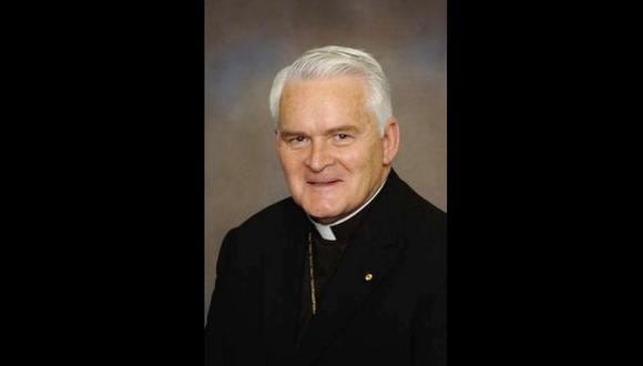 Australia: justicia acusa a obispo católico de abusar de menor