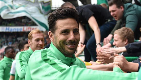 Claudio Pizarro podría tener su partido de despedida con la camiseta del Werder Bremen, club en el que es un histórico. (Foto: EFE)