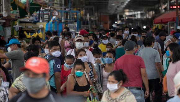 El número de personas con COVID-19 continúa en aumento. (Foto: El Comercio / Referencial / Anthony Niño de Guzmán)