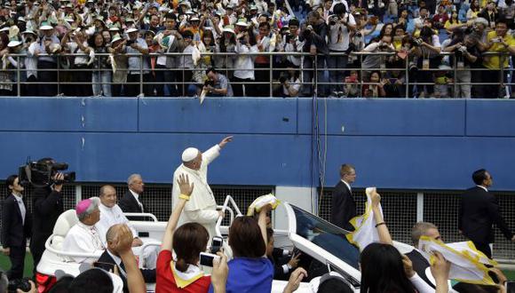 Corea: El Papa pide "combatir el materialismo"