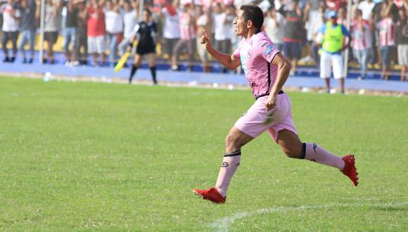 El delantero rosado mantiene la esperanza de volver a la selección y admitió que sucedieron cosas raras para favorecer a la Vallejo. (Foto: Web Sport Boys)