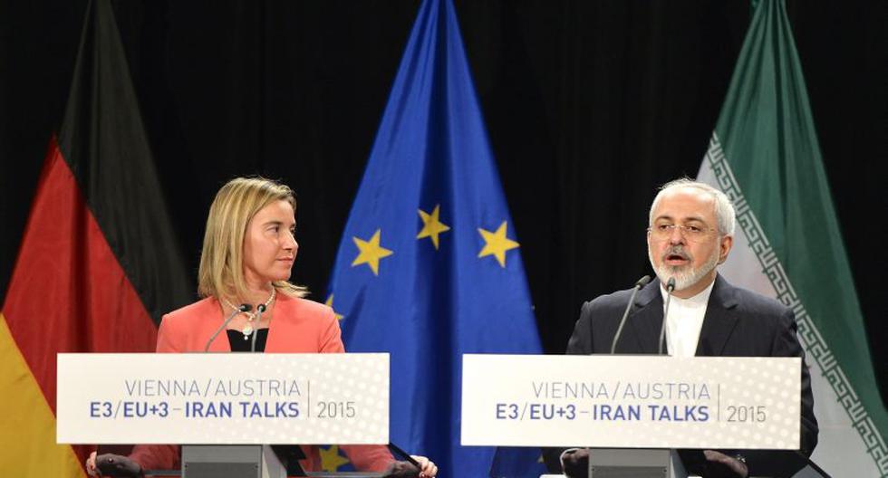La jefa de la diplomacia europea, Federica Mogherini (izq), y el ministro de Exteriores iraní, Mohamad Javad Zarif. (Foto: EFE)