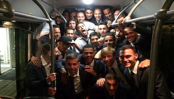 Barcelona y la foto feliz del plantel que jugará la final