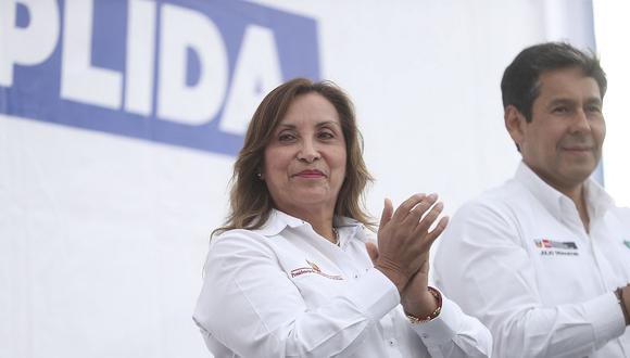 Dina Boluarte cuenta con dos nuevos funcionarios en su Despacho Presidencial. (Foto: Presidencia)