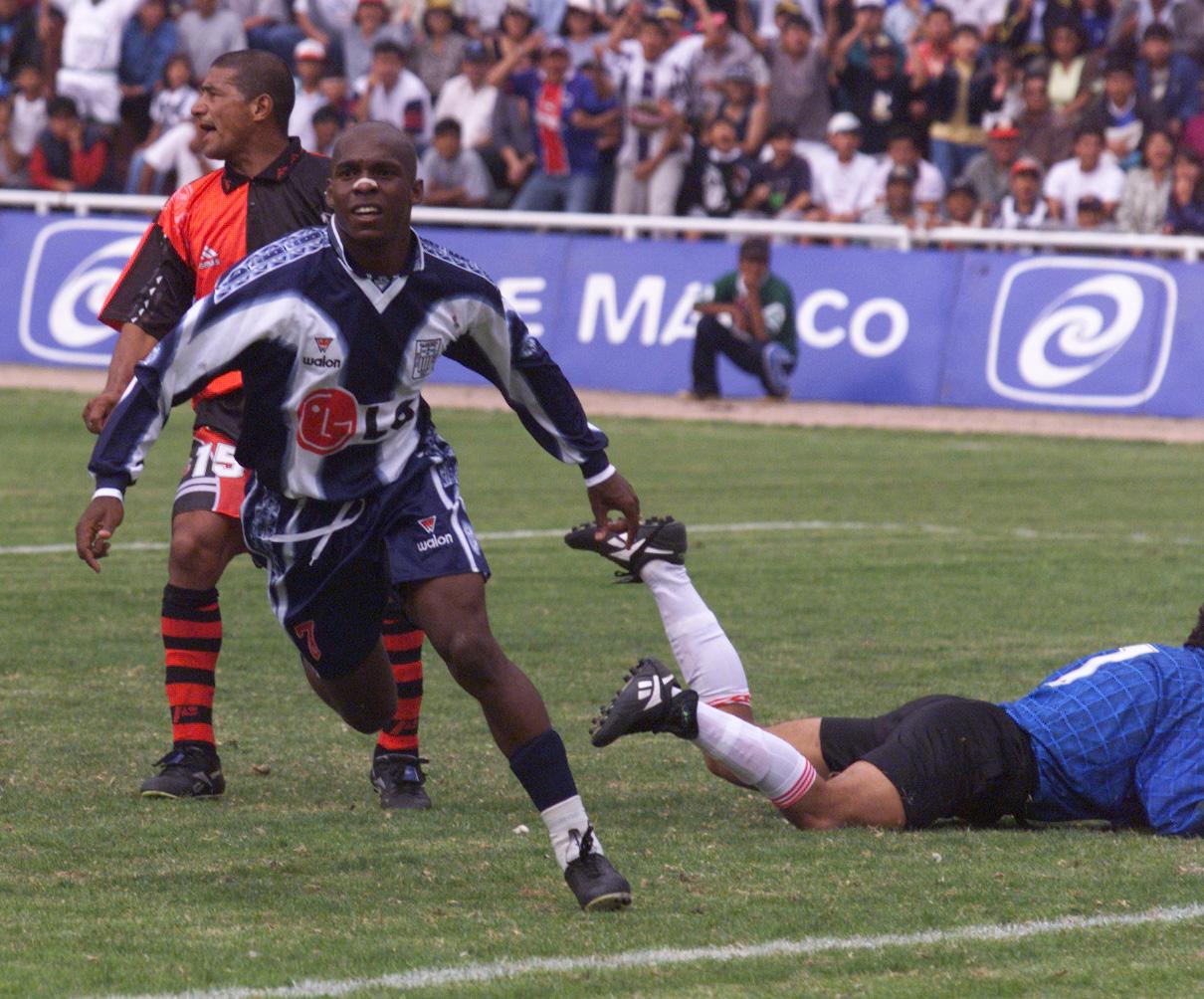 Tressor en un partido ante Melgar en Arequipa. (Foto: Archivo GEC)
