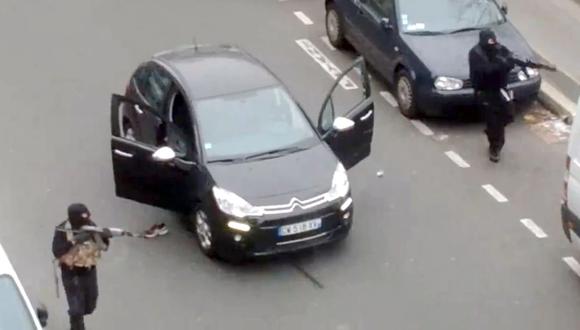 Un 7 de enero del 2015, doce muertos en un atentado yihadista contra el semanario francés “Charlie Hebdo”, en París. (JORDI MIR / AFP).