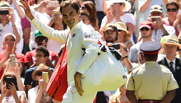 Federer se convirtió en el primer tenista de la era Open en competir 20 veces seguidas en Wimbledon. (Foto: AFP)