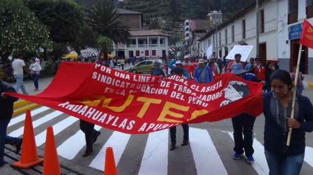 Apurímac: maestros en huelga anuncian toma de principales vías - 1