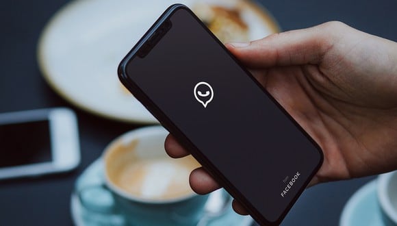 ¿Quieres tener el "modo oscuro" de WhatsApp en tu iPhone? Así puedes lograrlo. (Foto: WhatsApp)