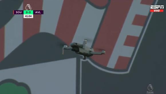 Un dron sobrevoló en el partido entre Southampton vs. Aston Villa por la Premier League.