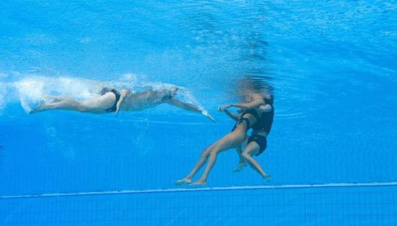 Anita Álvarez, nadadora estadounidense, dio un gran susto en el Mundial. (Foto: AFP)