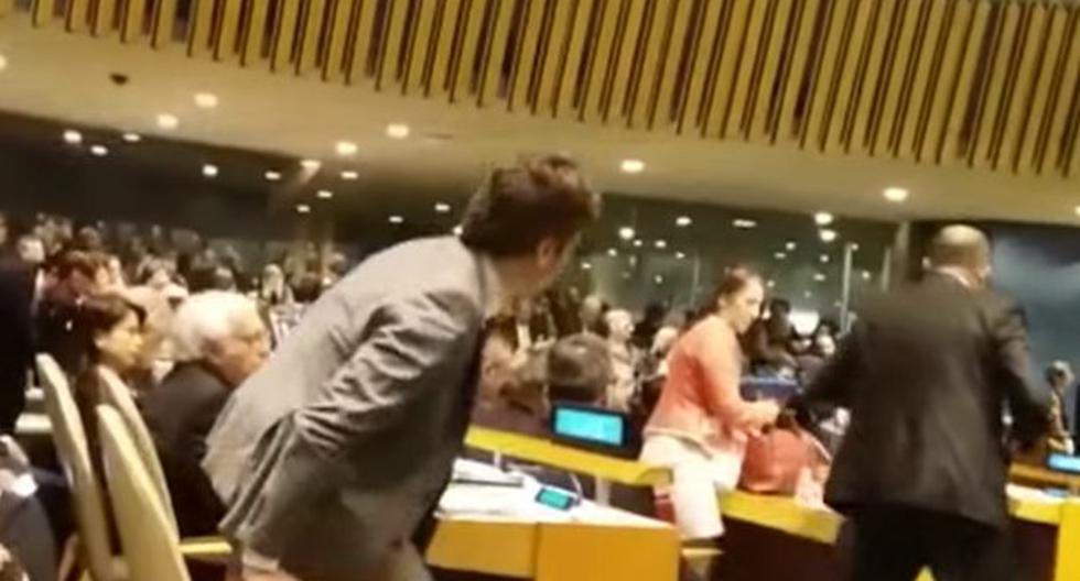 Video registró momento en que delegaciones de países abandonan la asamblea. (Foto: Captura)