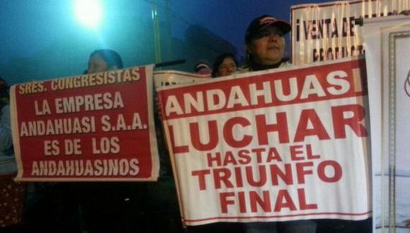 Trabajadores de Andahuasi atrincherados ante posible desalojo