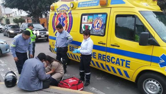 Los desfibriladores son llevados por la ambulancia municipal y las seis unidades móviles de la Brigada de Rescate de Surco. (Municipalidad de Surco)