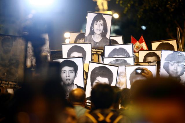 Colectivos ciudadanos participaron en la marcha contra el indulto del ex presidente Alberto Fujimori (Foto: Eduardo Cavero)
