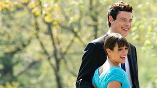 Lea Michele desnuda revela tatuaje en honor a Cory Monteith