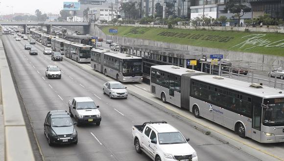 Los concesionarios de los buses del Metropolitano anunciaron reducirán el número de unidades debido a gastos operativos. (Foto: Mario Zapata/GEC)