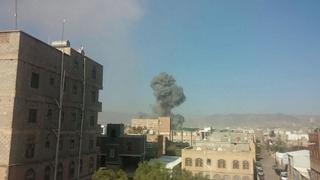 Coalición árabe bombardea rebeldes en Yemen [VIDEO]