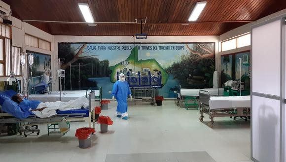 La sala de aislamiento para pacientes COVID-19, se ha instalado en el auditórium del hospital Santa rosa, el mismo donde se ubicó la sala de atención para pacientes con dengue durante los meses de octubre y noviembre del 2019.