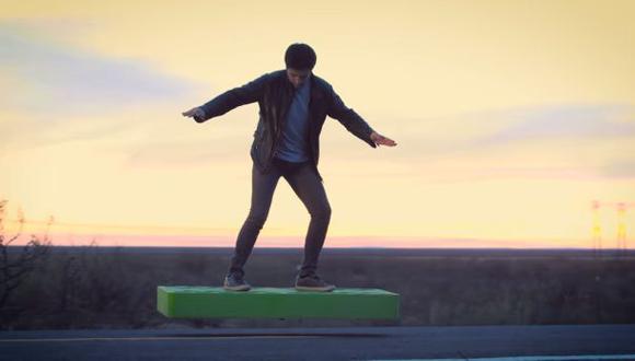 La carrera por crear un skate volador sumó un nuevo competidor