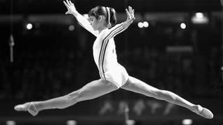 Así ocurrió:En 1976 la gimnasta Nadia Comaneci logra 10 puntos