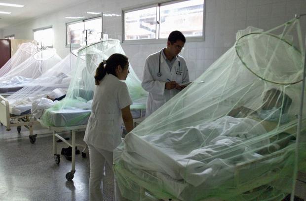 Para Celis existe un desconocimiento por pate del personal de salud sobre cómo atender casos de dengue y, por consiguiente, disponer algún tratamiento para contrarrestarlo.