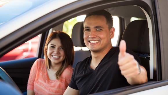 Dar mantenimiento al auto y 10 consejos básicos de seguridad vial para viajar en Semana Santa
