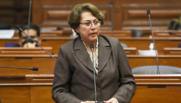 Gladys Echaíz, congresista de APP, ha presentado un proyecto de ley para regular el destino de los restos de condenados por terrorismo y traición a la patria. (Foto: Congreso)
