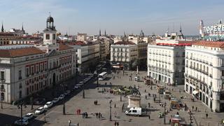 Madrid utiliza drones con altavoces para vaciar las calles | VIDEO