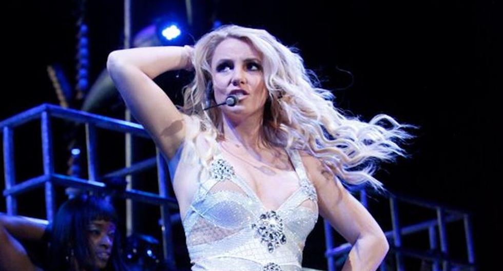 La cantante Britney Spears se dobló el tobillo durante un concierto en Las Vegas. (Foto: Facebook)