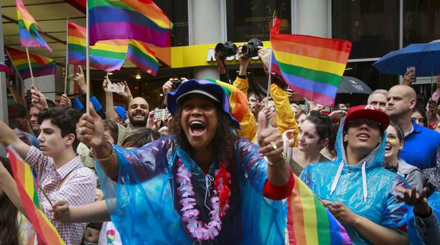 Nueva York se llenó de color por el Día del Orgullo Gay - 1