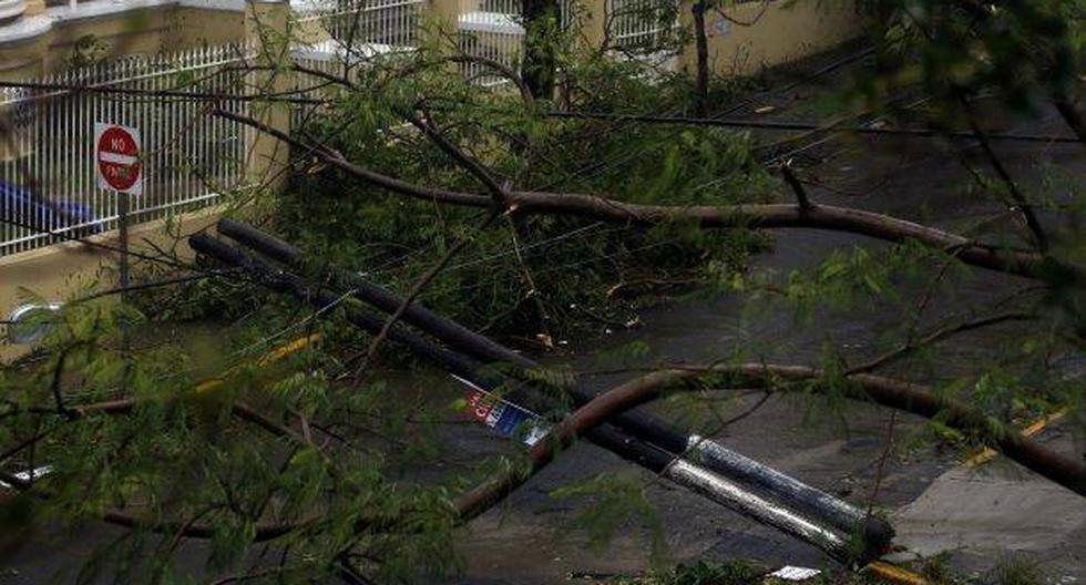 La velocidad de los vientos del huracán María sigue reduciéndose tras haber tocado tierra en el sureste de Puerto Rico, pero sigue siendo categoría 4. (Foto: EFE)