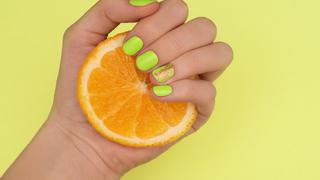 7 pautas para tener las uñas fuertes y saludables en el verano